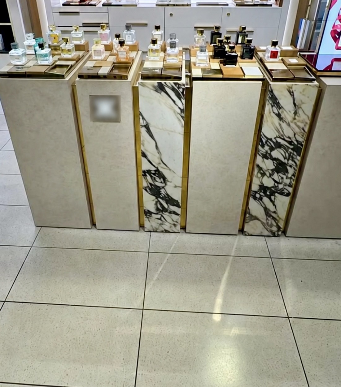 Completed fixture presentation with aligned podiums and finished surfaces.