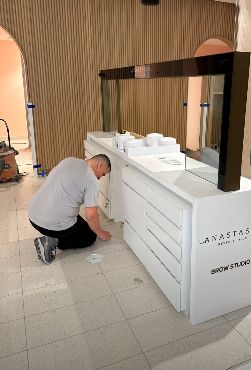 Final levelling and alignment of the counter unit on site.